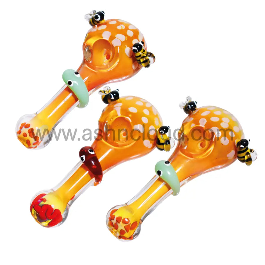 5 Inch Bee Mushroom Character Glass Hand Pipe