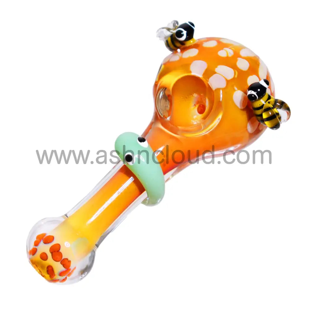 5 In - Fancy Bees And Worm Hand Pipe Spoon