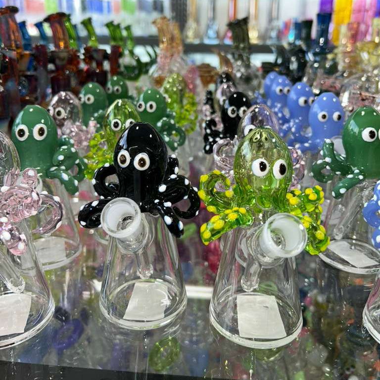 XS Octopus Mini Water Pipe – Compact 6" Assorted Color Accents | Wholesale