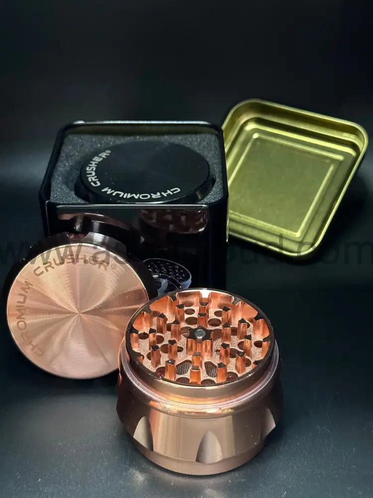 Box Stylish Single Metallic 4 Layer Grinder